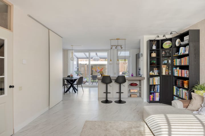 Tussenwoning te koop: Ambachtsingel 69, Roermond