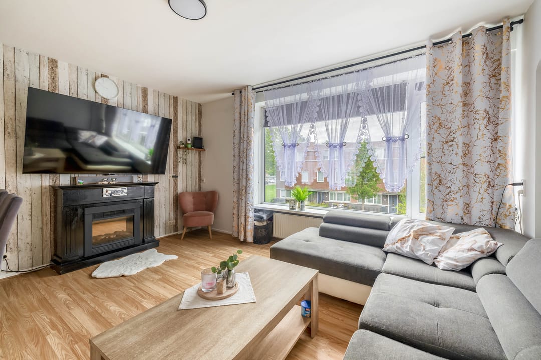 Photo 8 of van der Werffstraat 28