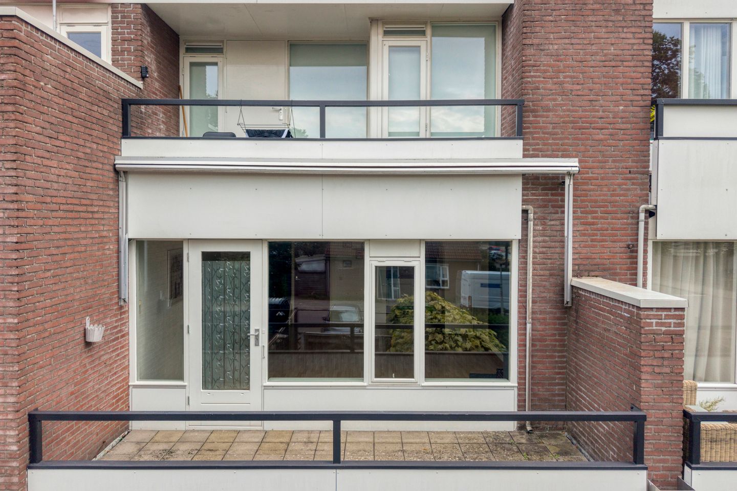 Photo 1 of Jan Vermeerstraat 10-10