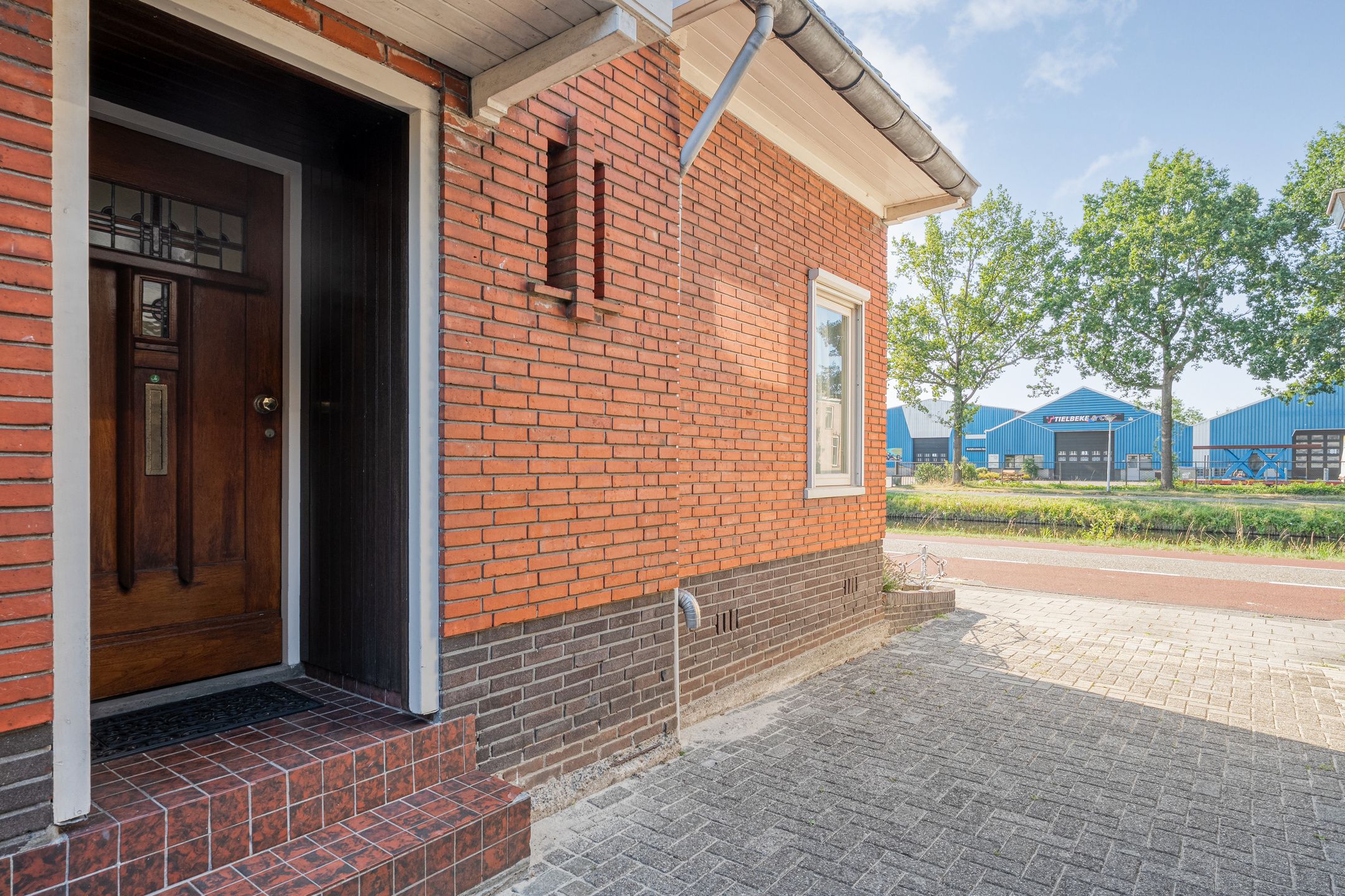 Photo 12 of Moerheimstraat 120