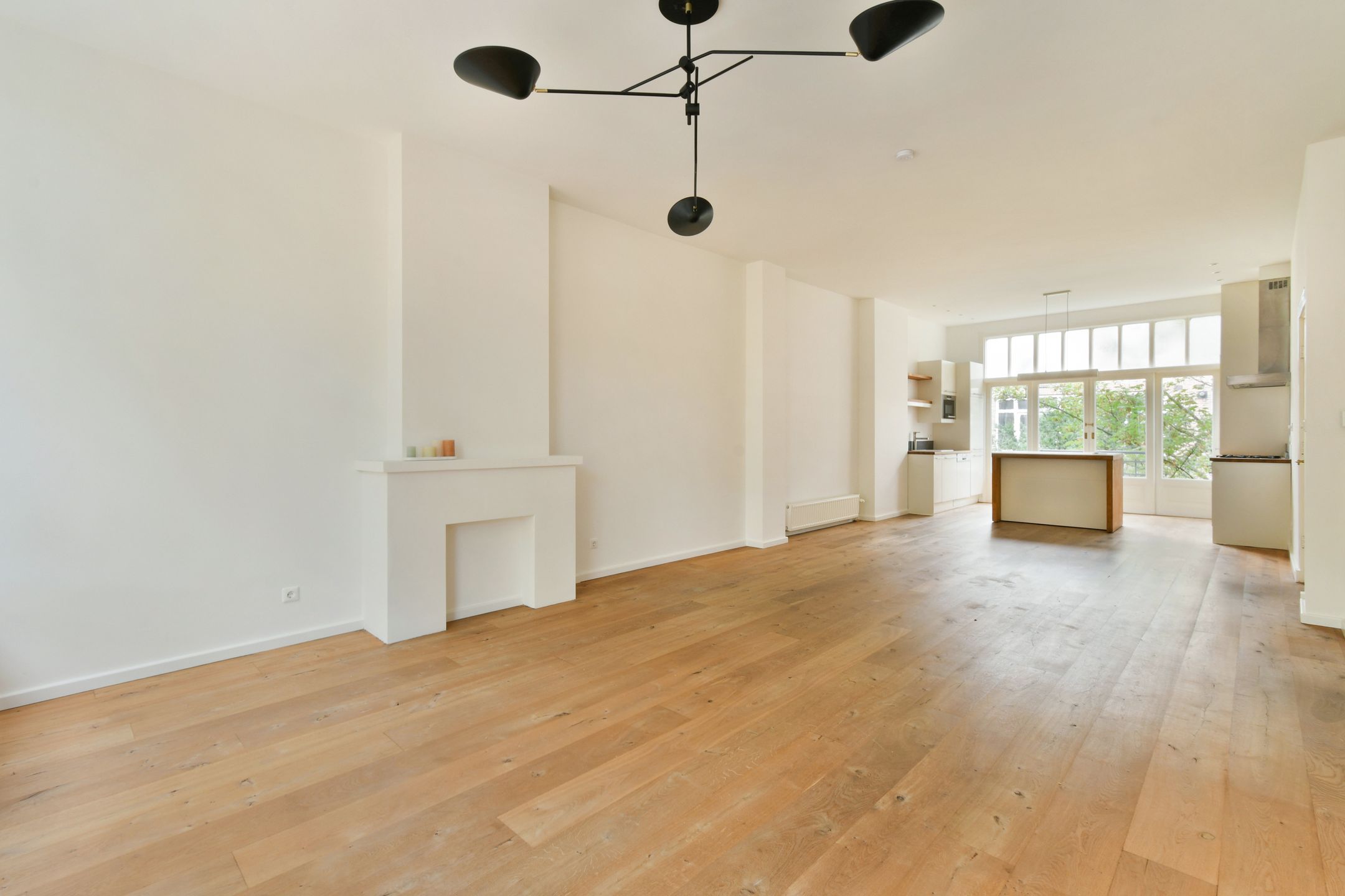 Photo 3 of Lomanstraat 6-2