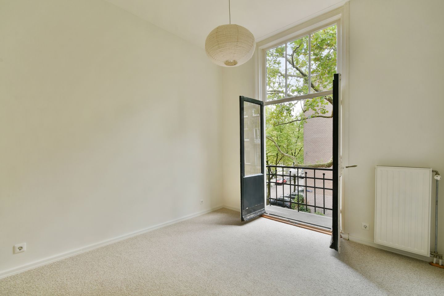 Photo 10 of Lomanstraat 6-2