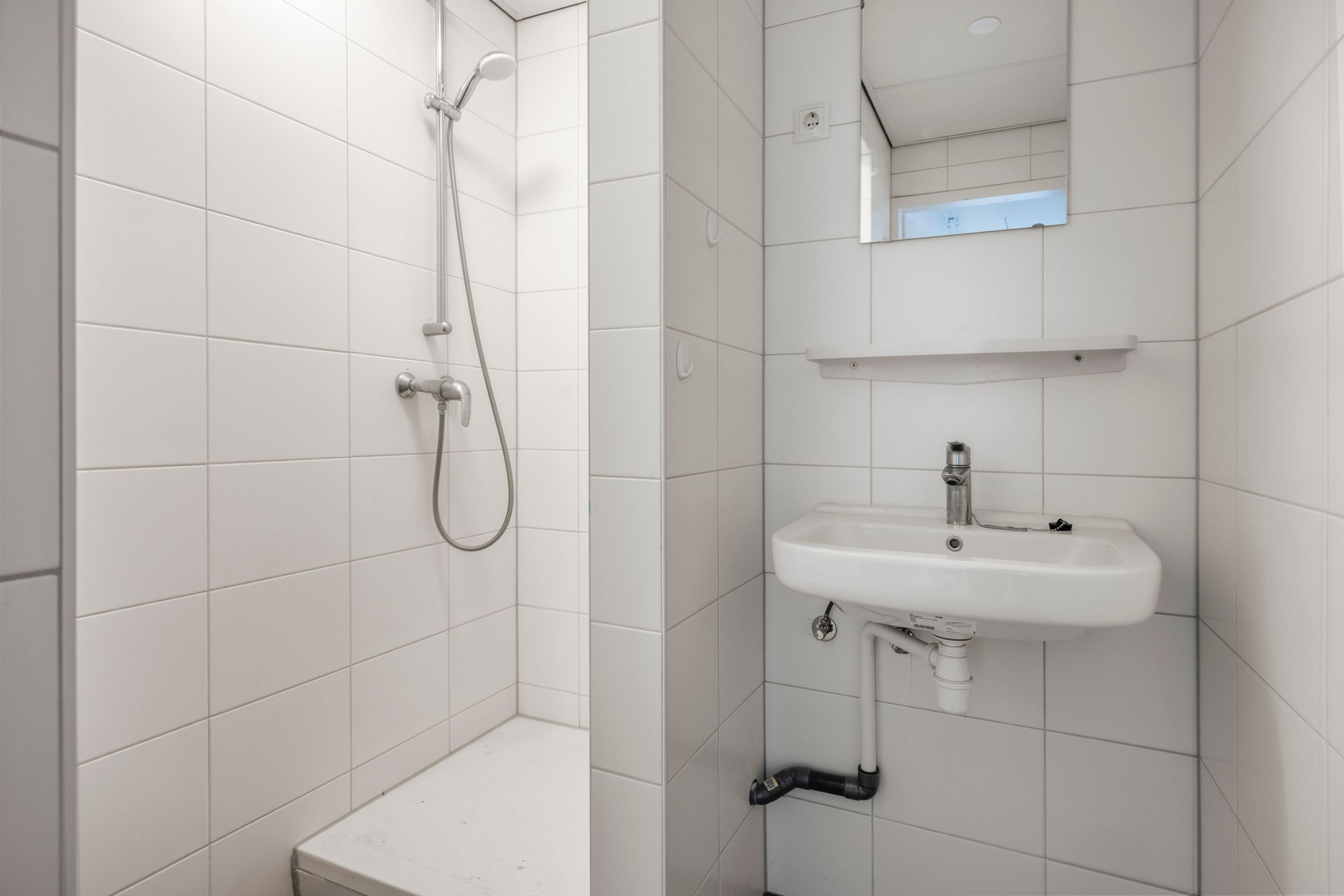 Photo 15 of Moerkerkestraat 61-A01