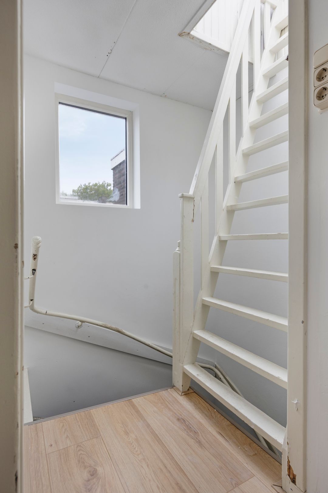 Photo 17 of Moerkerkestraat 61-A01