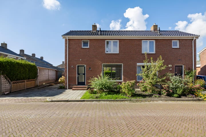 Foto 2 van Klaas Luidensstraat 1