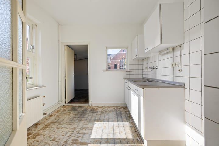 Twee-onder-één-kap te koop: Klaas Luidensstraat 1, Ulrum