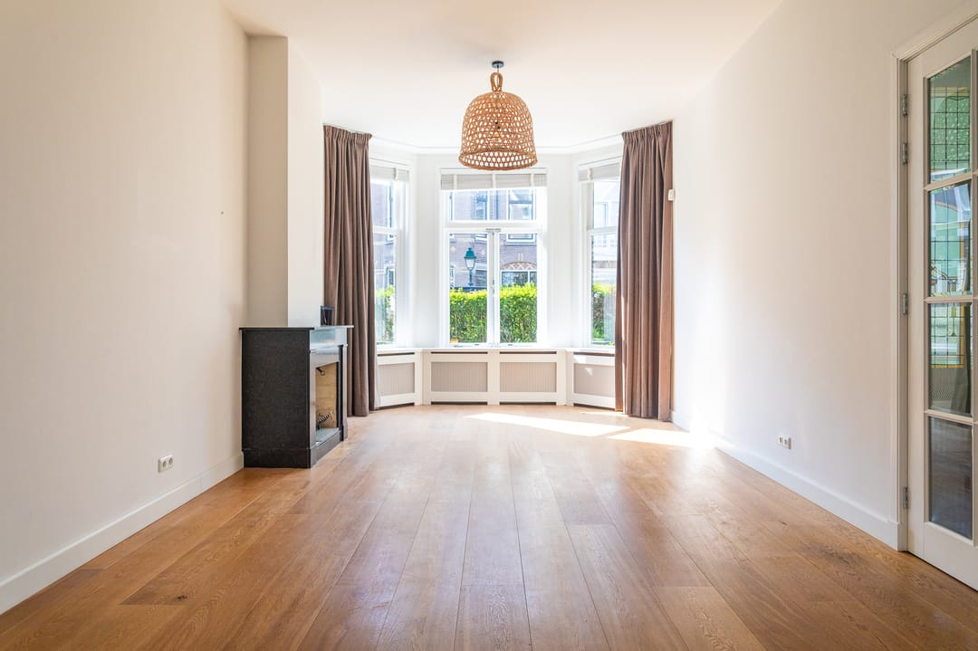 Photo 8 of Bentinckstraat 141