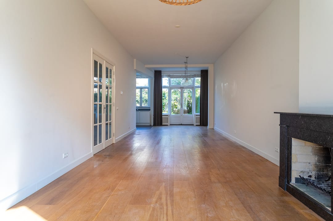 Photo 11 of Bentinckstraat 141