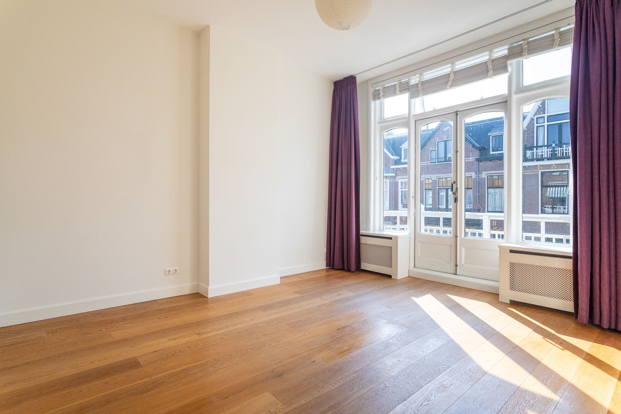 Photo 45 of Bentinckstraat 141