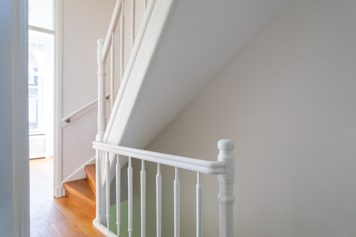 Photo 29 of Bentinckstraat 141