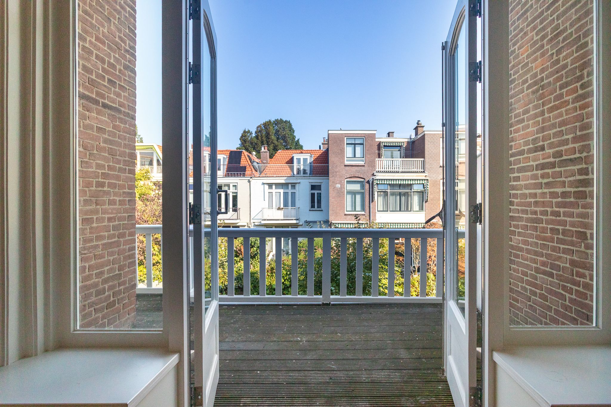 Photo 33 of Bentinckstraat 141