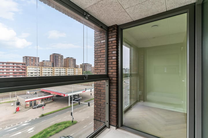 Appartement te huur: Provincialeweg 190V, Zaandam
