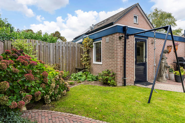 Tussenwoning te koop: Veenhof 1927, Wijchen
