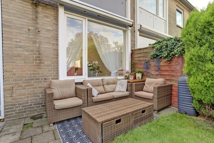 Tussenwoning te koop: Corellistraat 237, Tilburg