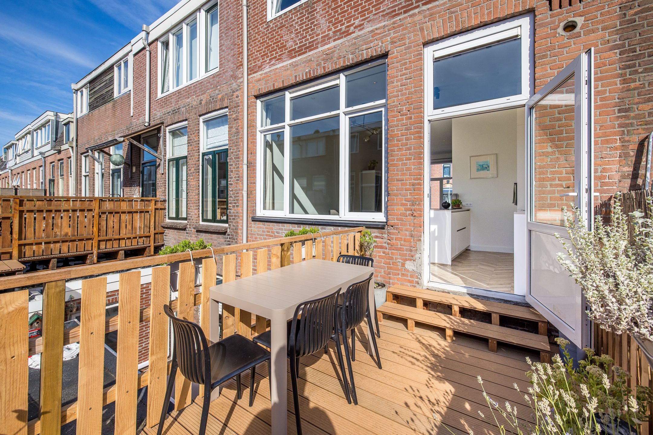 Photo 21 of Van Diemenstraat 12-BS
