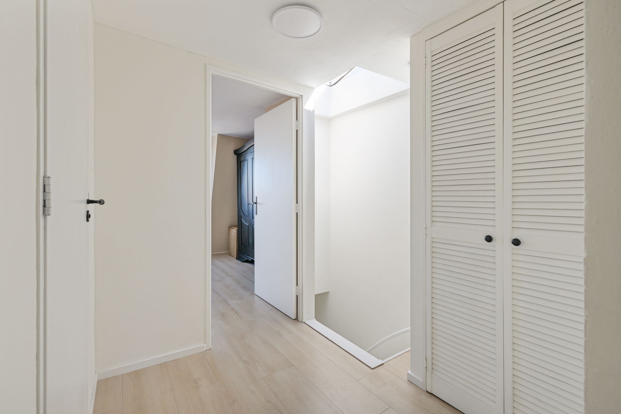 Photo 24 of Van Diemenstraat 12-BS