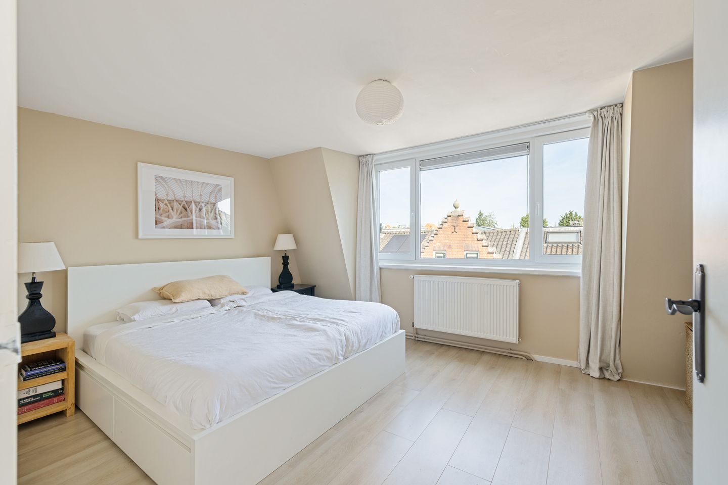 Photo 25 of Van Diemenstraat 12-BS