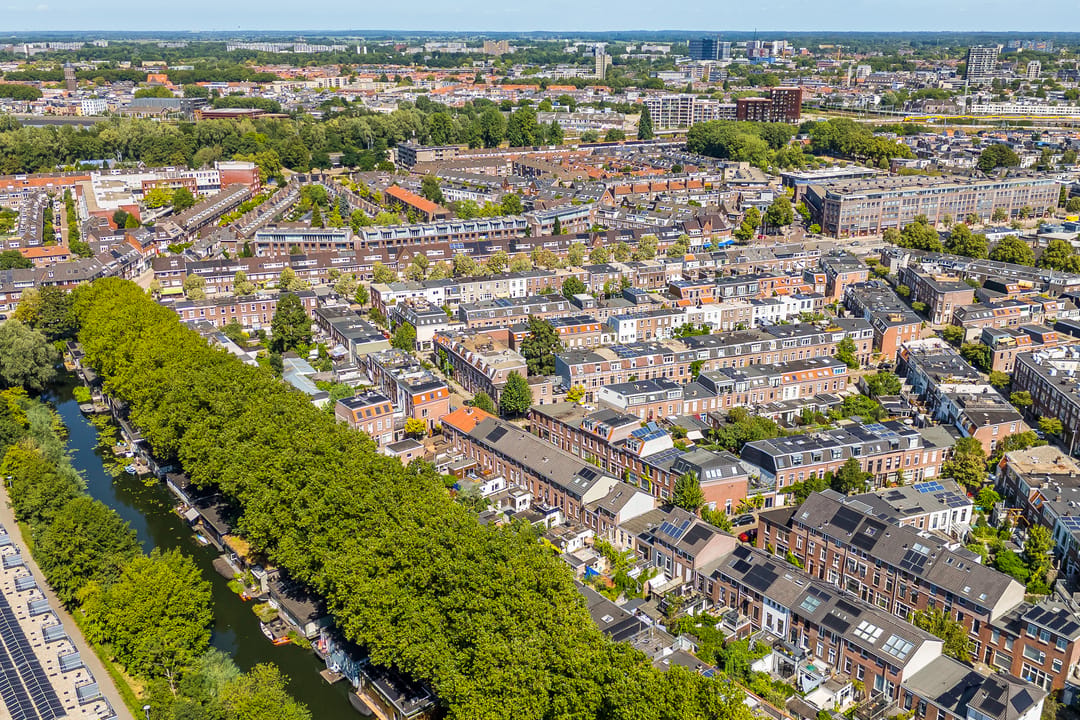 Photo 38 of Van Diemenstraat 12-BS
