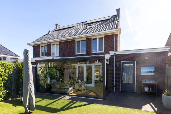 Twee-onder-één-kap te koop: Mariënhorst 11, Epse