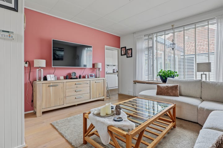 Foto 4 van Taets van Amerongenstraat 18