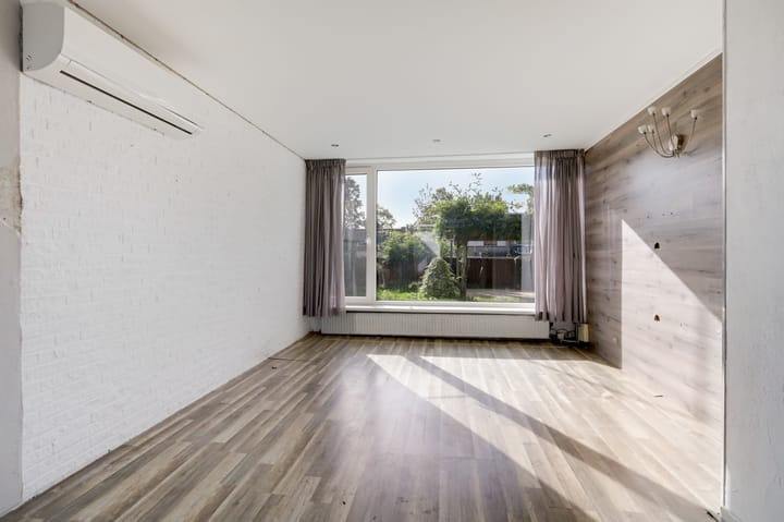 Tussenwoning te koop: Vorst Leopoldstraat 7, 'S-Heerenberg