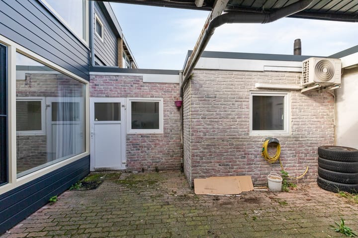 Tussenwoning te koop: Vorst Leopoldstraat 7, 'S-Heerenberg
