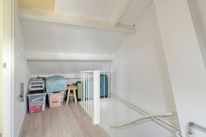 Tussenwoning te koop: Hofstade 48, Alphen (Nb)