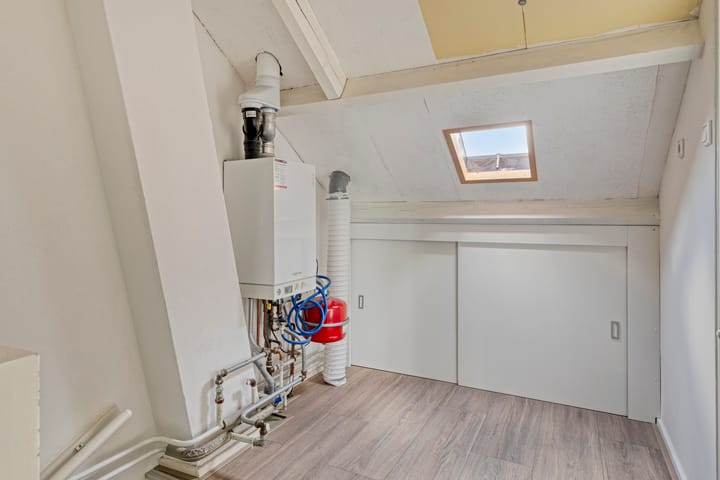 Tussenwoning te koop: Hofstade 48, Alphen (Nb)
