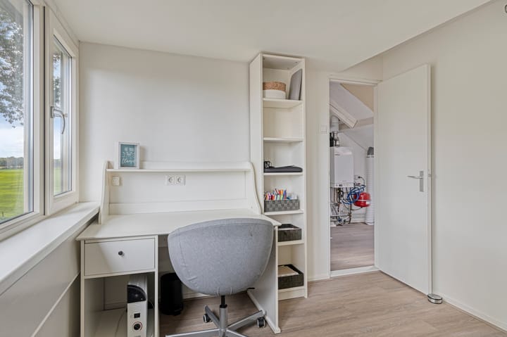 Tussenwoning te koop: Hofstade 48, Alphen (Nb)
