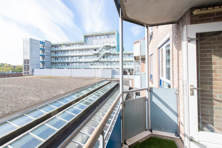 Appartement te koop: Korenbloem 94, Zwaag