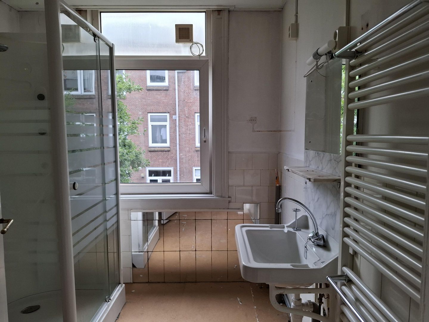 Photo 20 of Frank van Borselenstraat 12-B
