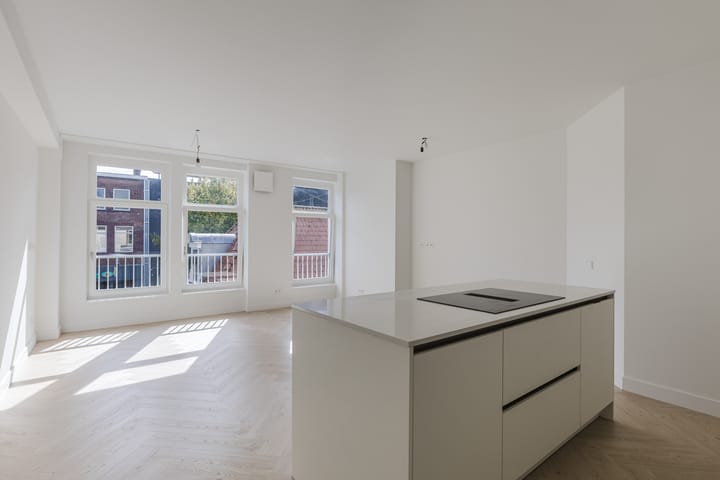 Appartement te koop: Vinkenstraat 5D, Zaandam