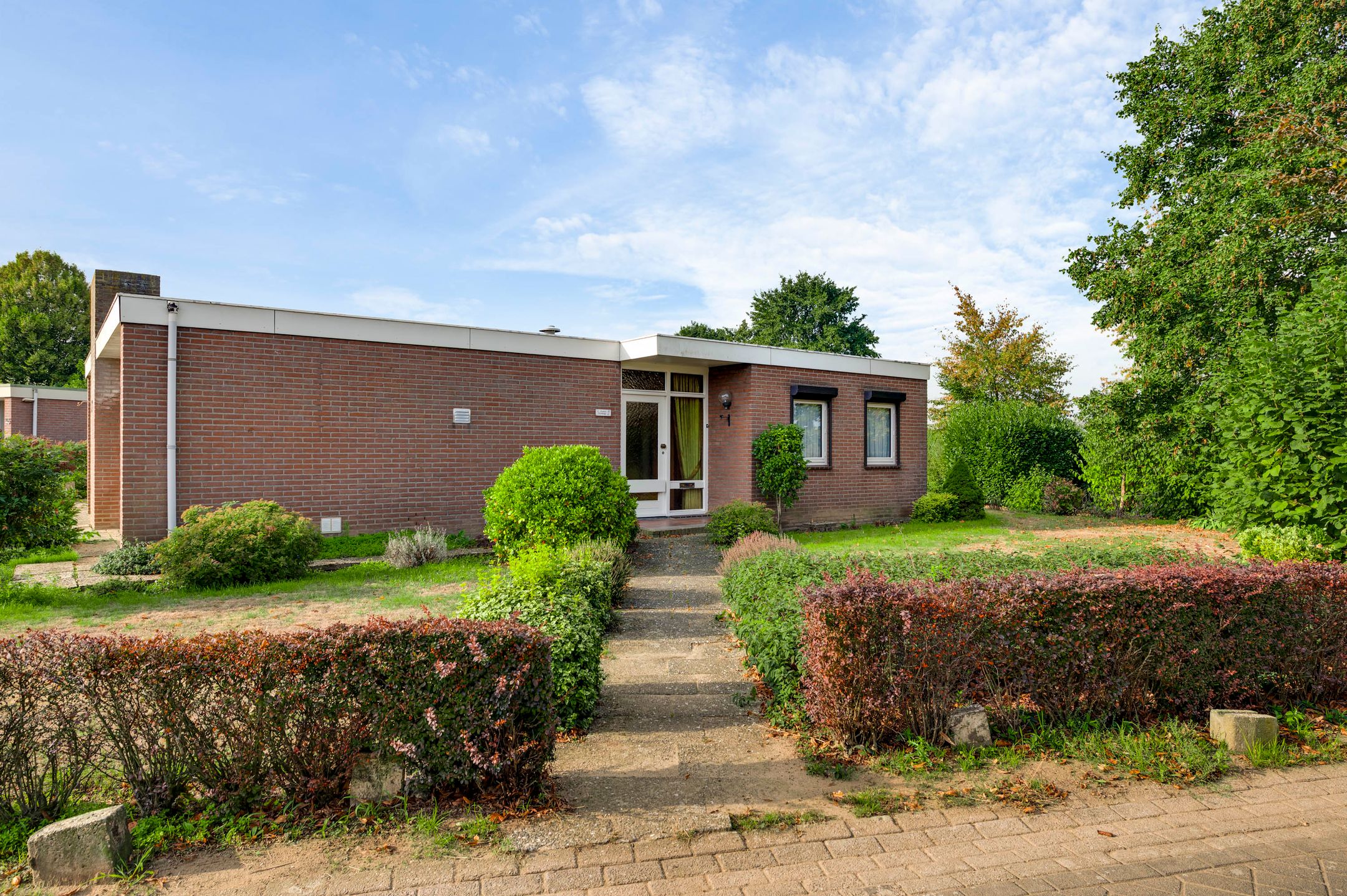 Photo 42 of Landweerstraat 1
