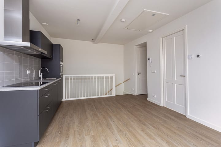 Studio te huur: Oudegracht 119G, Utrecht