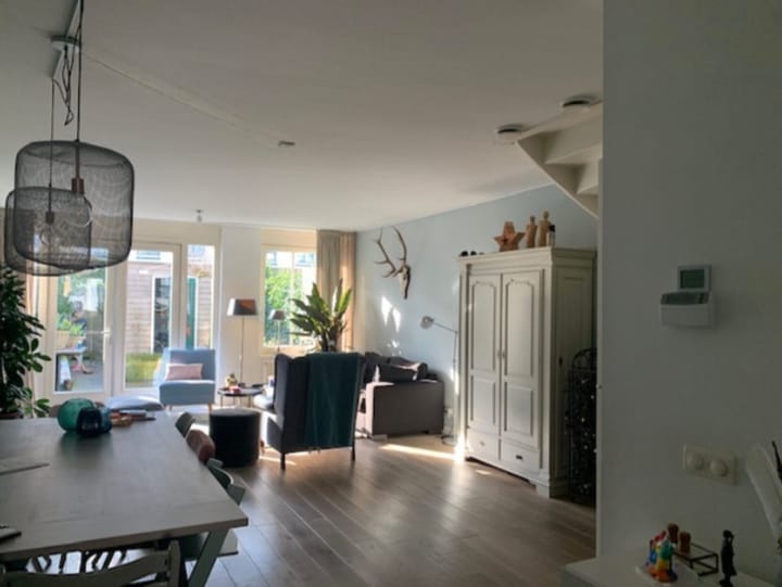 Tussenwoning te huur: Geuzenhof 5, Bussum