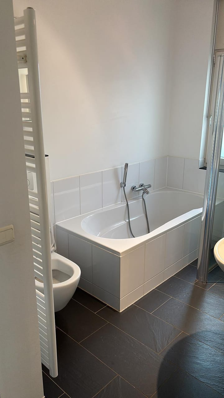 Tussenwoning te huur: Geuzenhof 5, Bussum