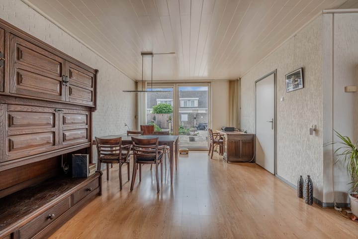 Tussenwoning te koop: De Slinken 30, Bolsward