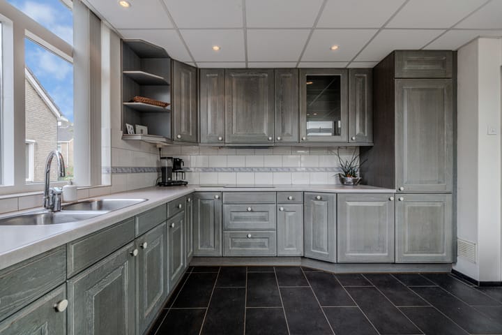Tussenwoning te koop: De Slinken 30, Bolsward