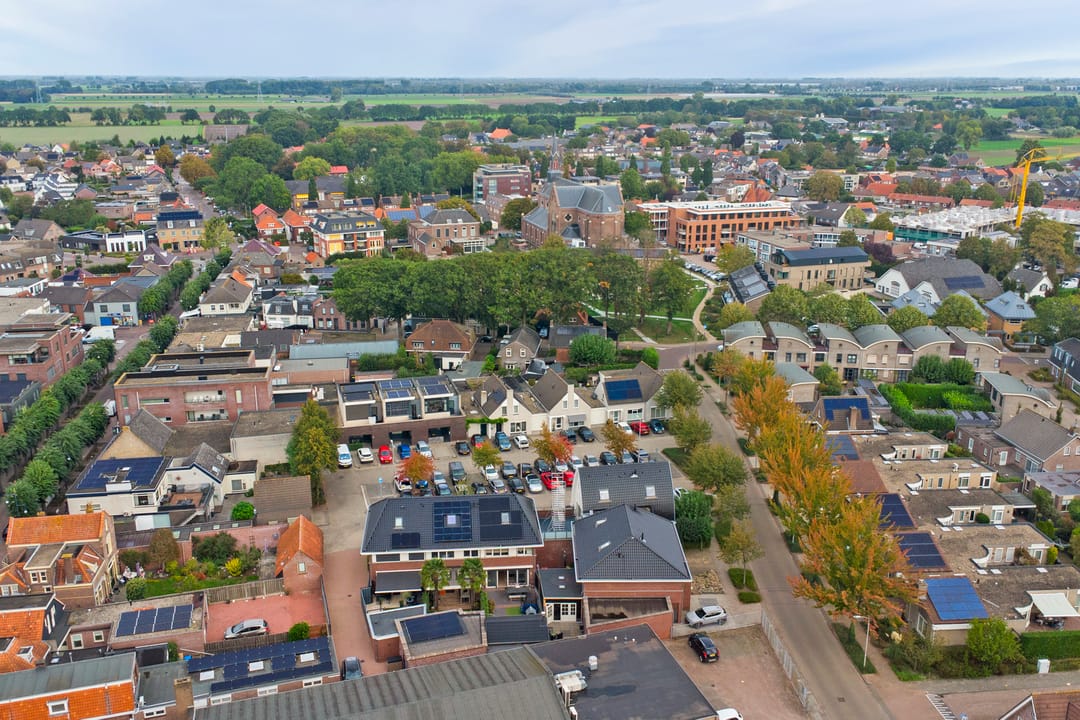 Photo 43 of Middelmeede 22