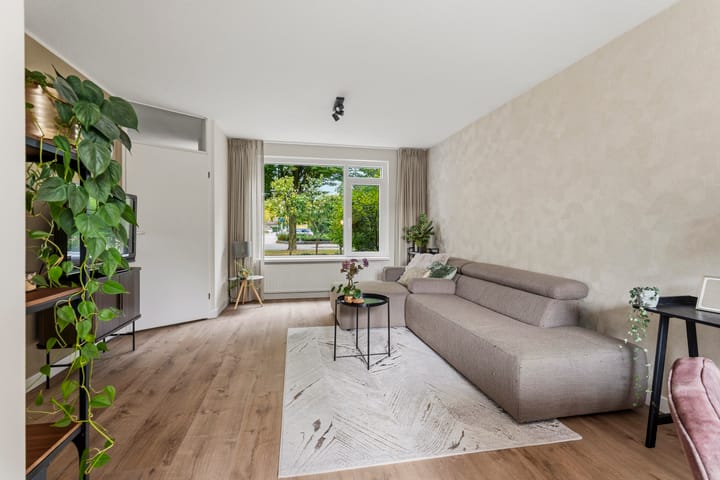 Tussenwoning te koop: Ganzewei 11, Elst (Ge)