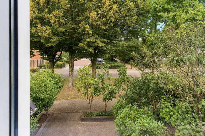 Tussenwoning te koop: Ganzewei 11, Elst (Ge)