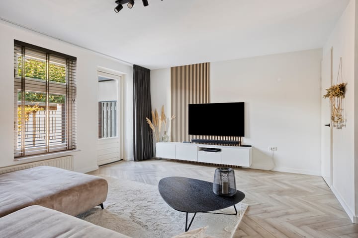 Tussenwoning te koop: Eekhoornstraat 10, Heijen