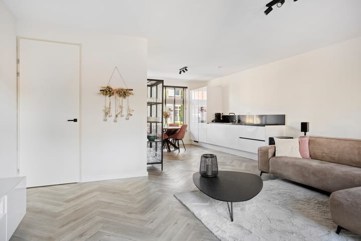 Tussenwoning te koop: Eekhoornstraat 10, Heijen