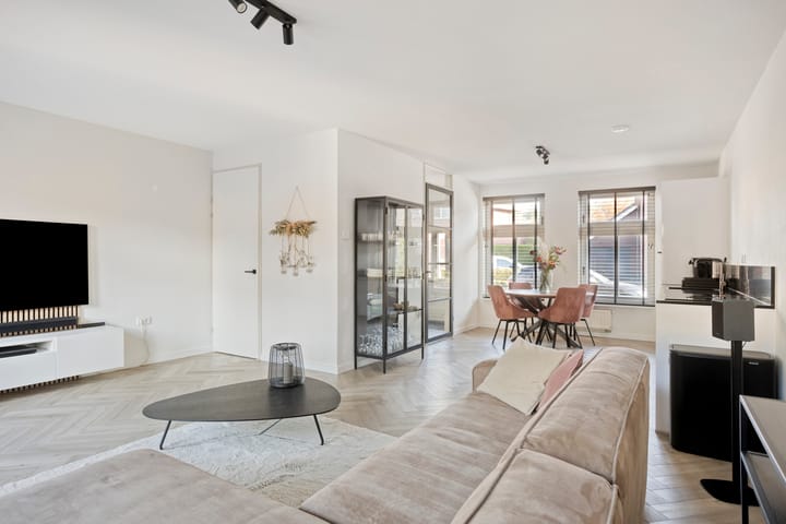 Tussenwoning te koop: Eekhoornstraat 10, Heijen