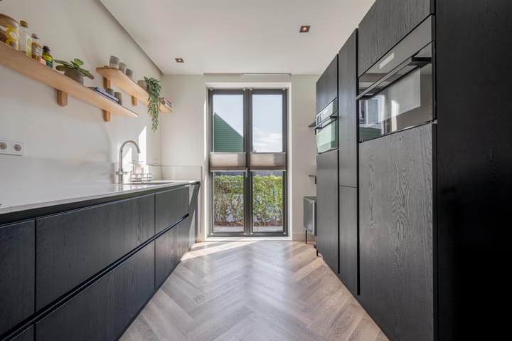 Tussenwoning te koop: Kersenhout 31, Zaandam