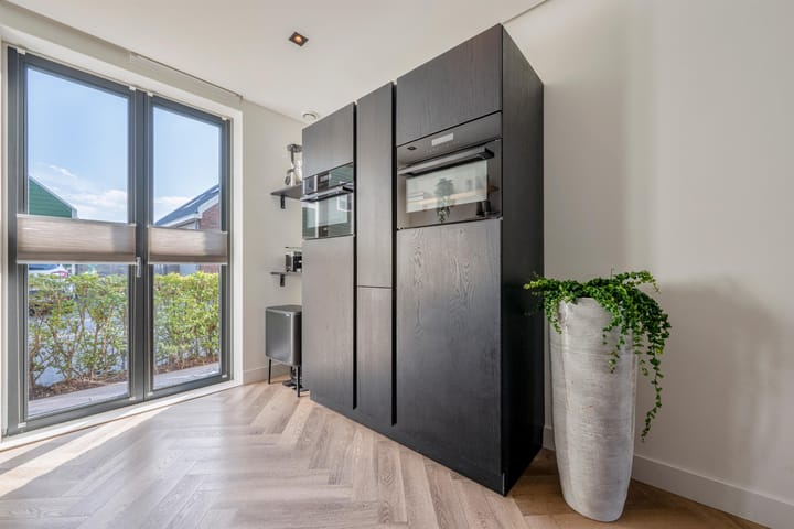Tussenwoning te koop: Kersenhout 31, Zaandam