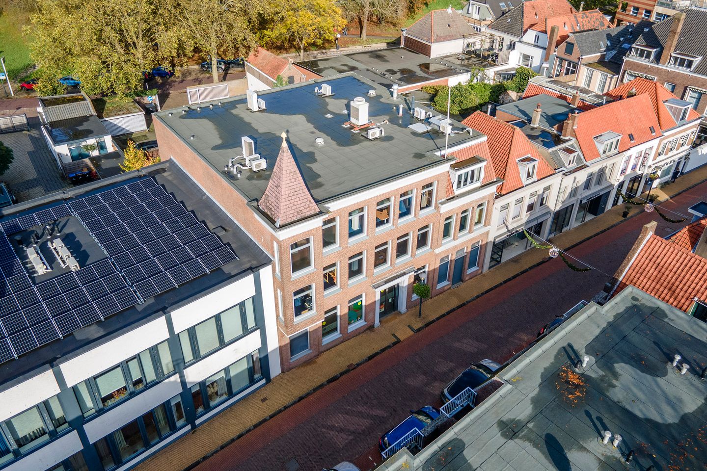 Bekijk foto 3 van Haarstraat 65