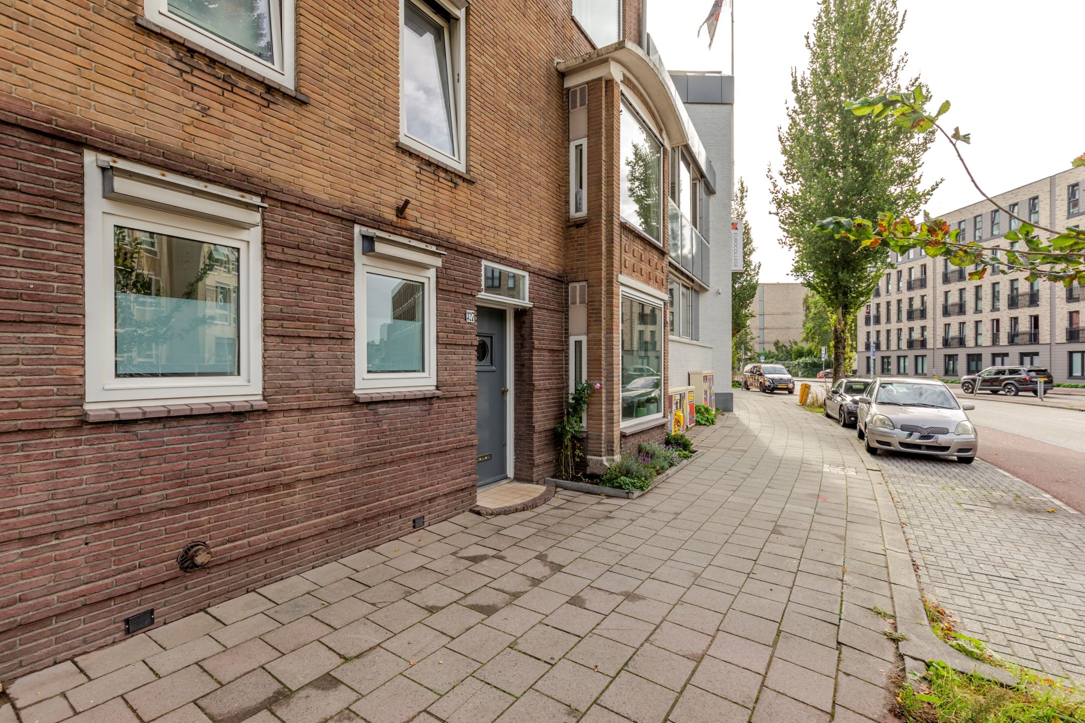 Photo 39 of Oudenoord 327