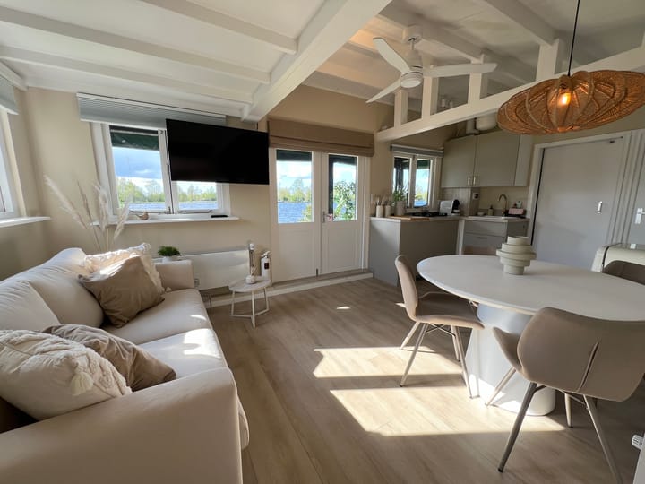 Appartement te koop: Herenweg 276A67, Vinkeveen