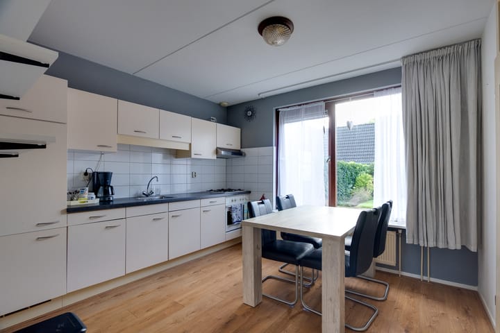 Twee-onder-één-kap te koop: Kompasstraat 14, Lutjegast